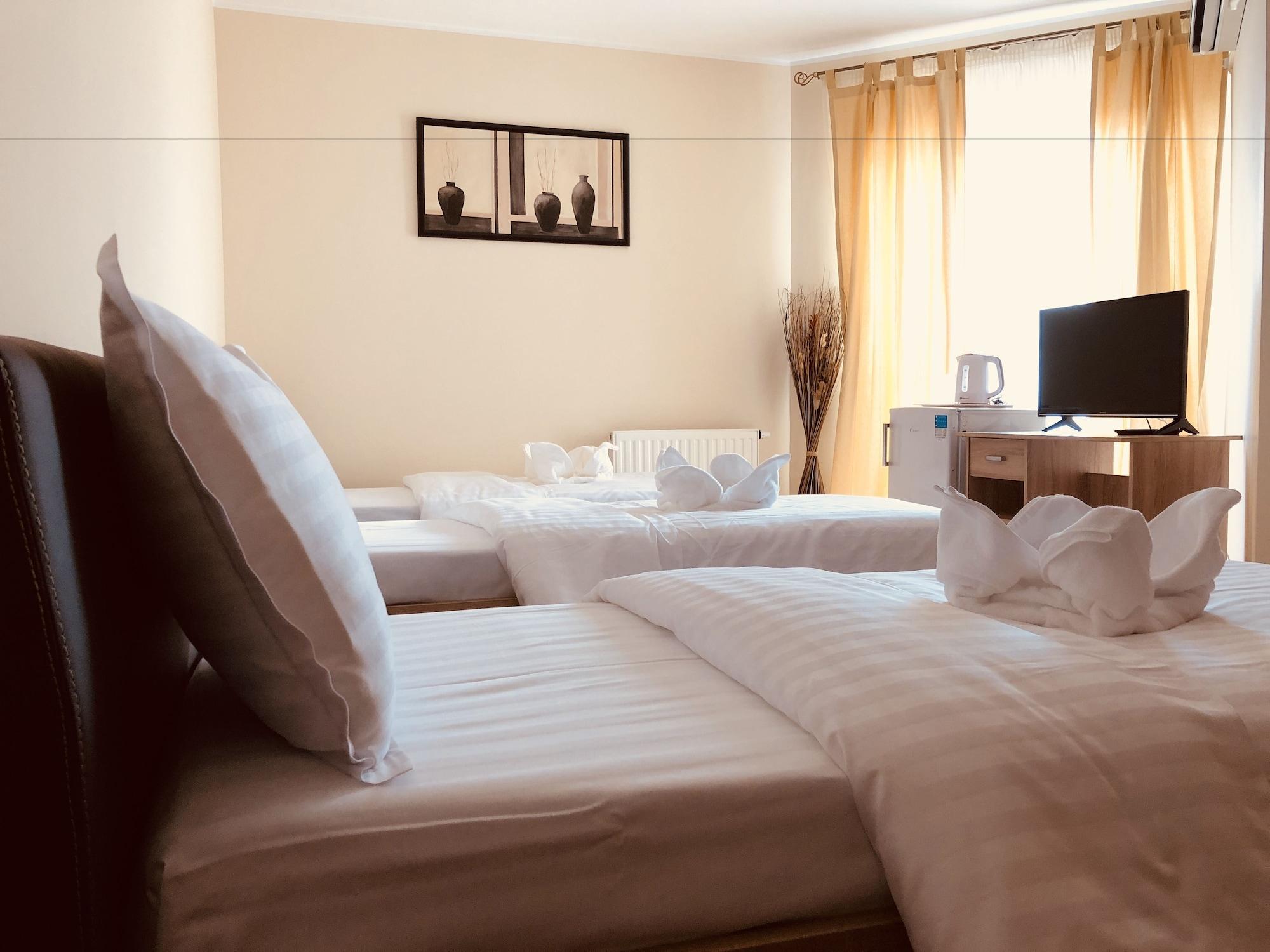 Monte Carlo Palace Rooms Bucarest Esterno foto